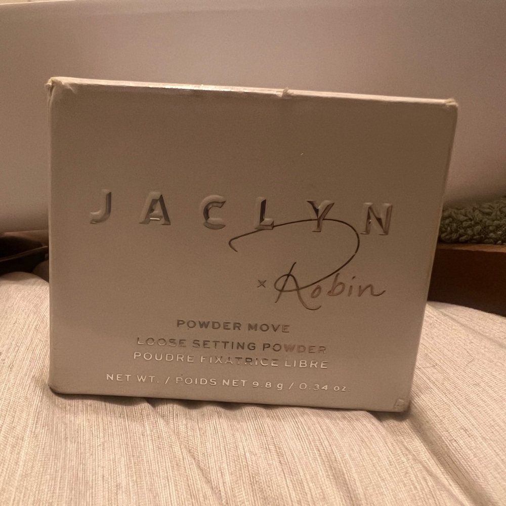 Jaclyn Cosmetics Loose Setting Powder
